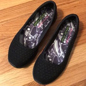 Sketchers memory foam slip on shoes black